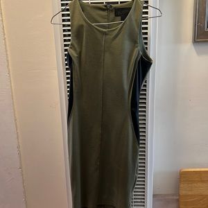Kardashian Collection green/blk dress size S women’s